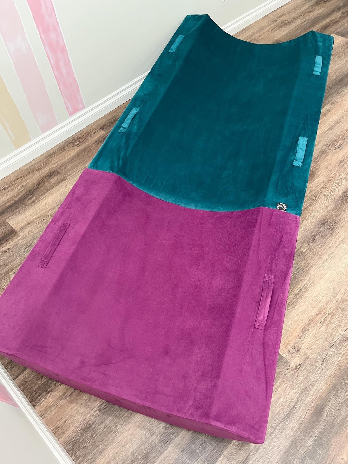 Whimsy Rocker 33" PREORDER